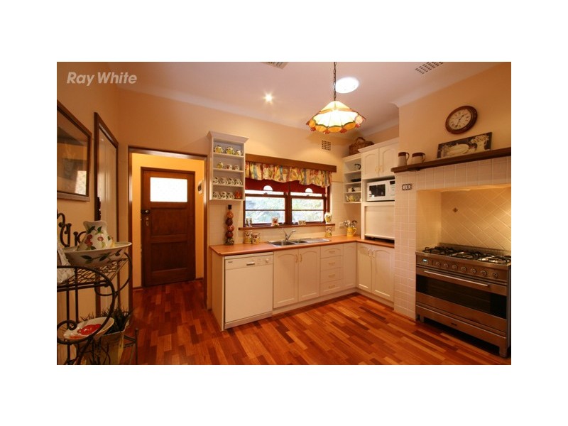 16 Meehan Gardens, Narrabundah ACT 2604