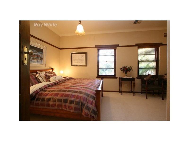 16 Meehan Gardens, Narrabundah ACT 2604