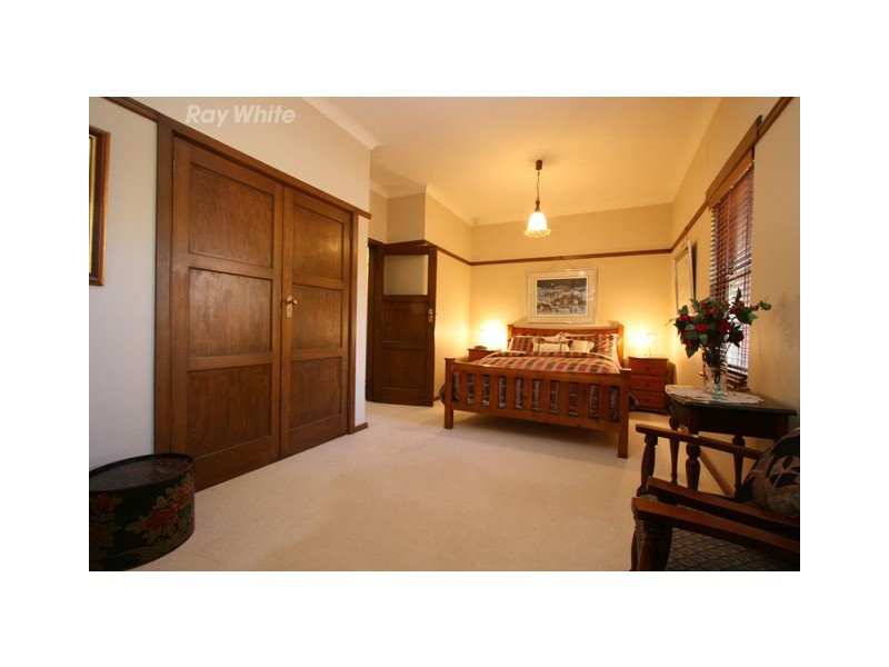 16 Meehan Gardens, Narrabundah ACT 2604