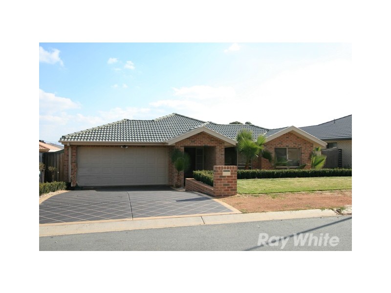 14 Mary Hall Circuit, Dunlop ACT 2615