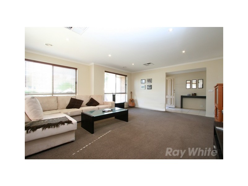 14 Mary Hall Circuit, Dunlop ACT 2615