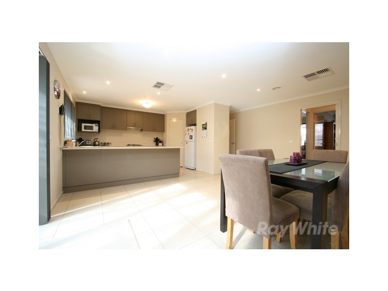 14 Mary Hall Circuit, Dunlop ACT 2615