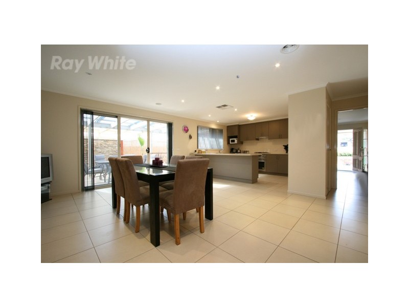 14 Mary Hall Circuit, Dunlop ACT 2615