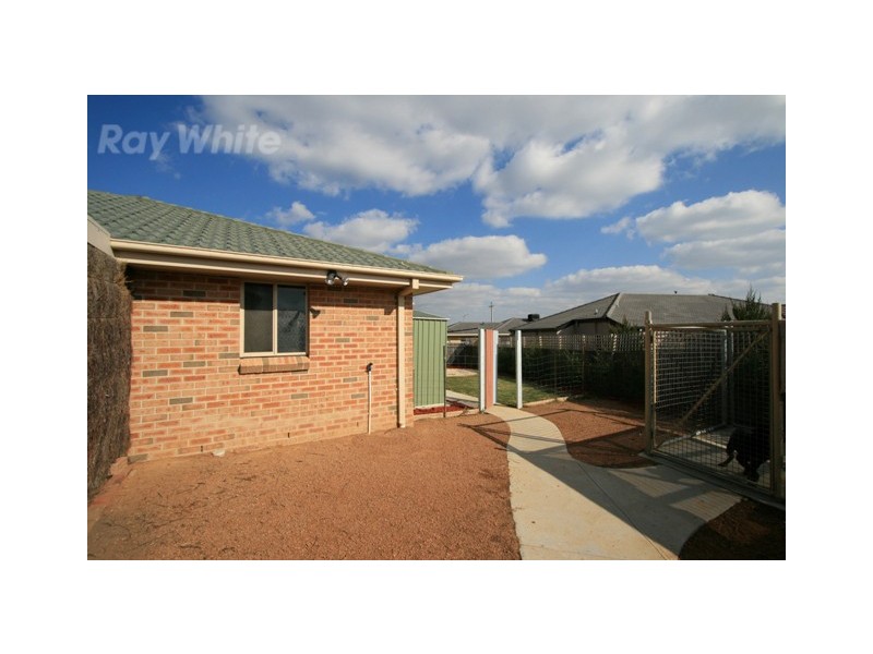 14 Mary Hall Circuit, Dunlop ACT 2615