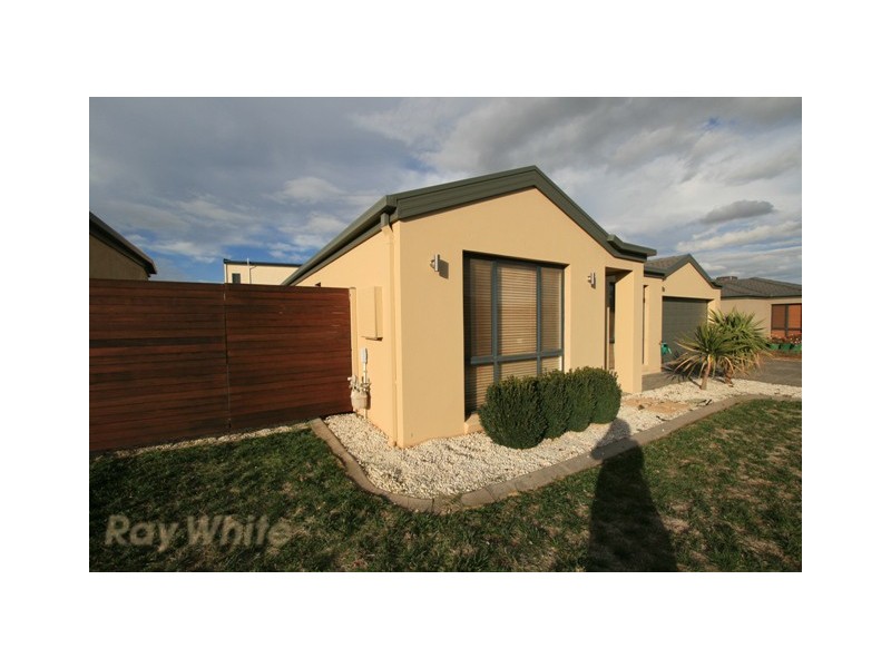 27 Heatherdale, Amaroo ACT 2914