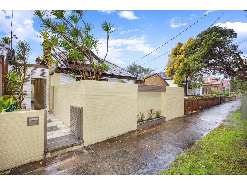 6 Carlisle Street, Ashfield NSW 2131