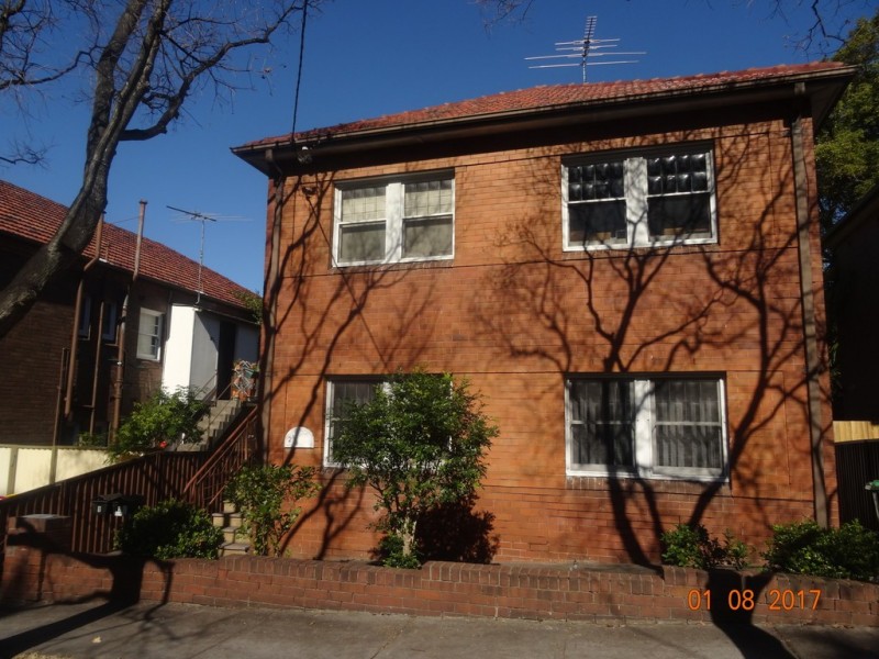 1/2A Oxford Street, Petersham NSW 2049