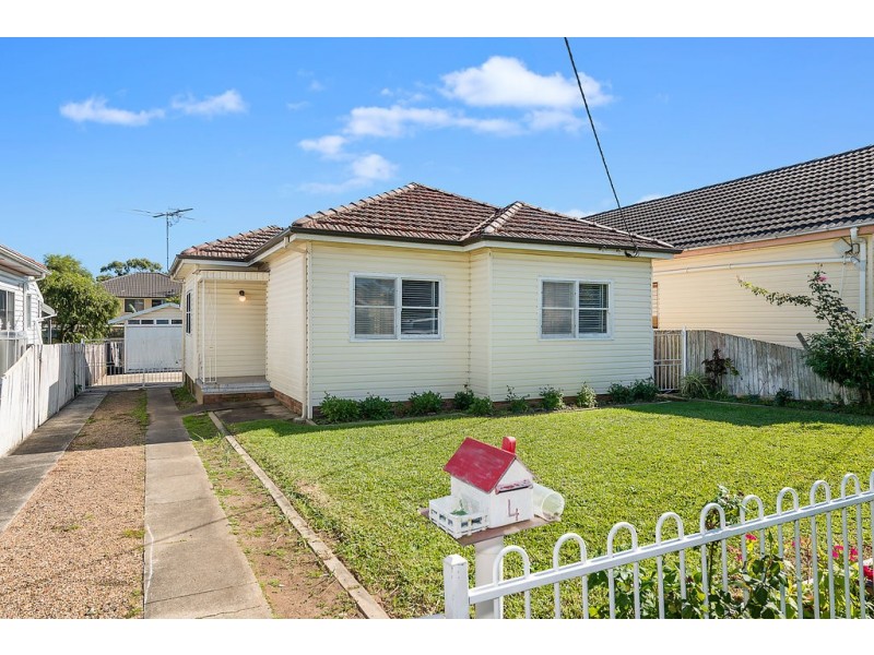 4 Elaine Street, Regents Park NSW 2143