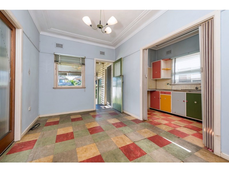 4 Elaine Street, Regents Park NSW 2143