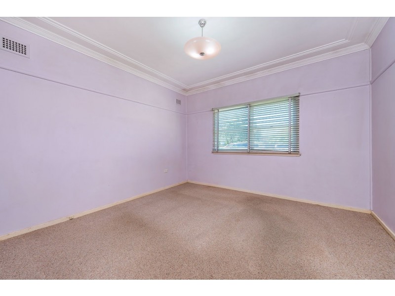 4 Elaine Street, Regents Park NSW 2143