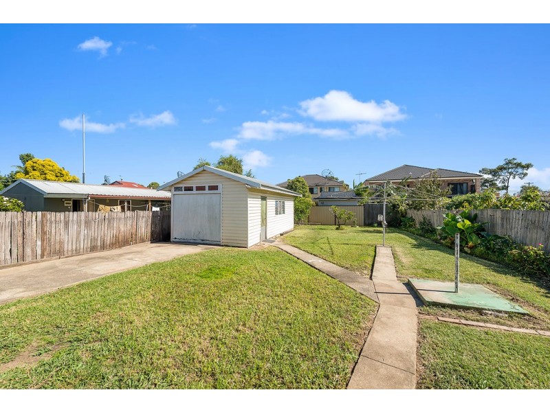 4 Elaine Street, Regents Park NSW 2143