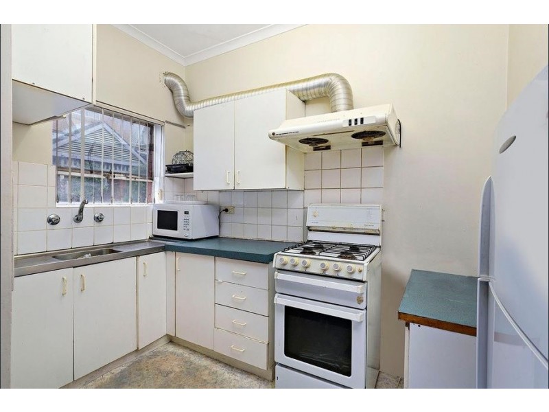 2/211 Norton Street, Ashfield NSW 2131