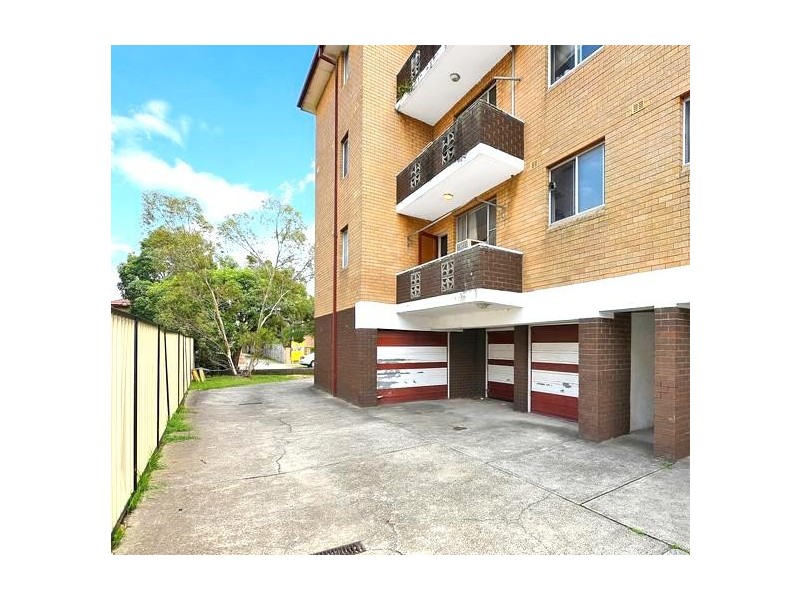 3/25-27 Fourth Avenue, Campsie NSW 2194