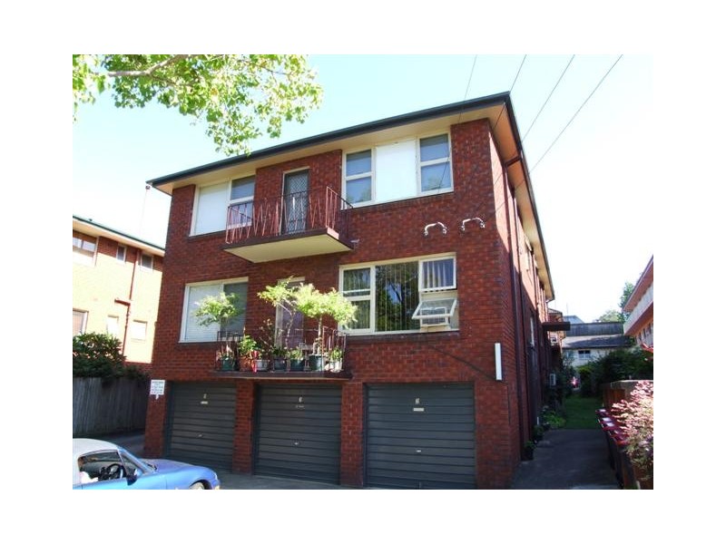 9 Queensborough Road, Croydon Park NSW 2133