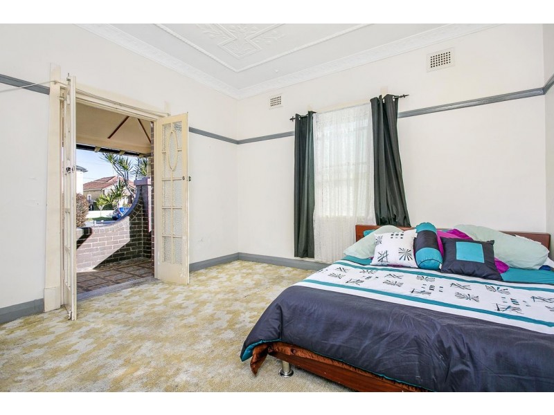 9 Coney Road, Earlwood NSW 2206