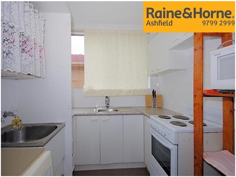 1/10 Unara Street, Campsie NSW 2194
