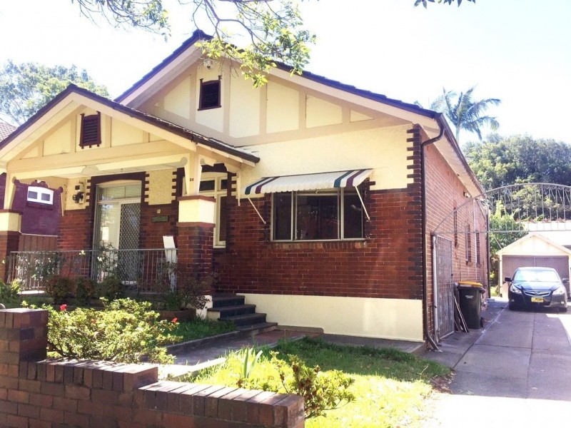 26 Oak Street, Ashfield NSW 2131