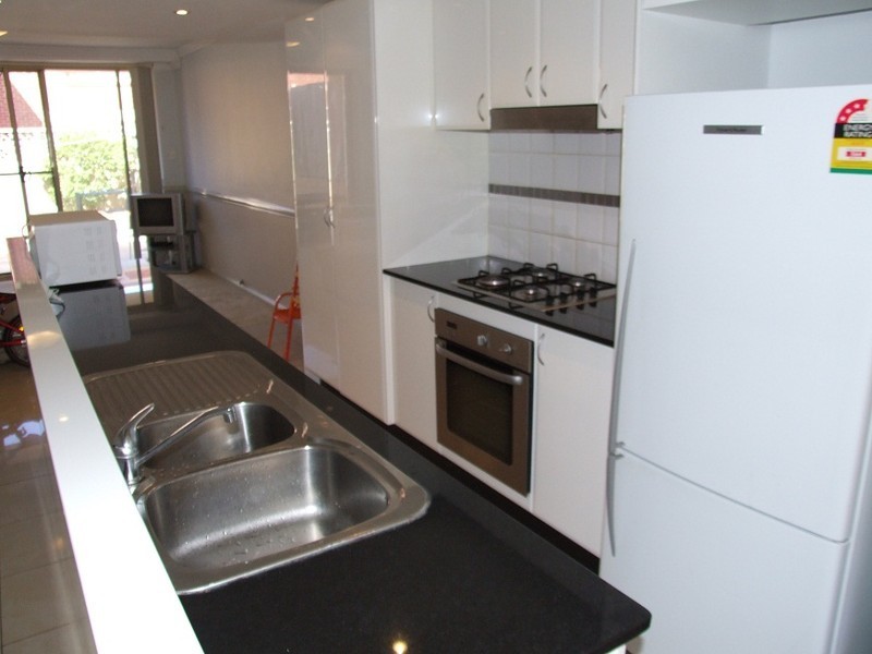 18/33-41 Hanks Street, Ashfield NSW 2131