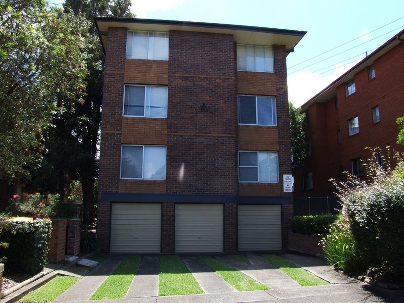 13 Loftus Street, Ashfield NSW 2131