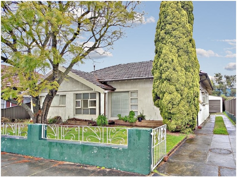 19 Earle Avenue, Ashfield NSW 2131