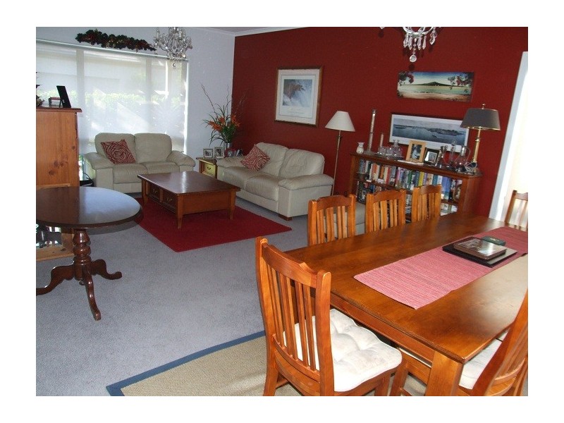 27 henricks Avenue, Newington NSW 2127