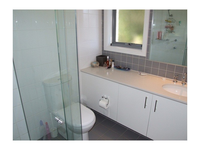 27 henricks Avenue, Newington NSW 2127