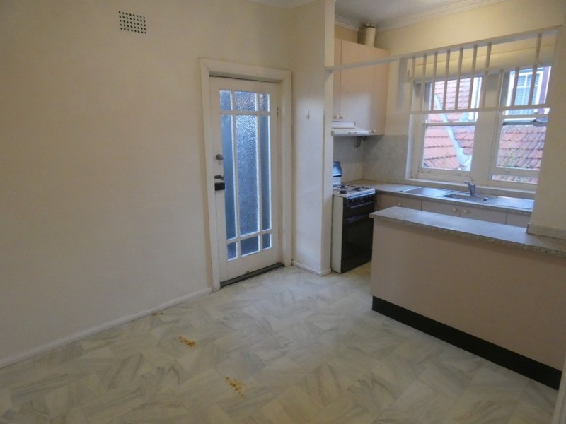 2/108 Norton Street, Ashfield NSW 2131