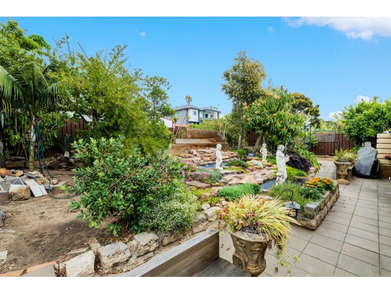 28 Norfolk Street, Greenacre NSW 2190