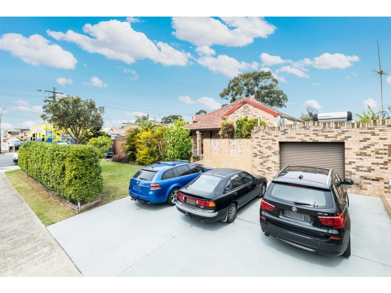 28 Norfolk Street, Greenacre NSW 2190