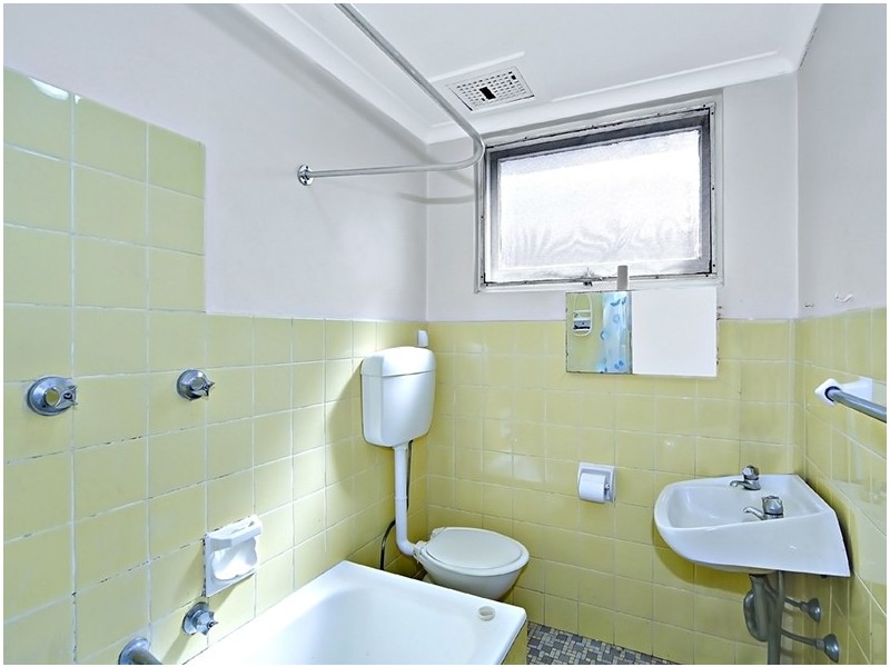 4/28 King Street, Ashfield NSW 2131