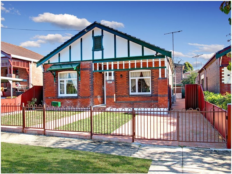 107 Lucas Road, Burwood NSW 2134
