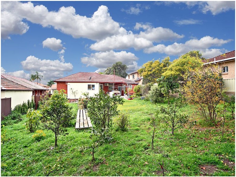 33A Lindsay Street, Burwood NSW 2134