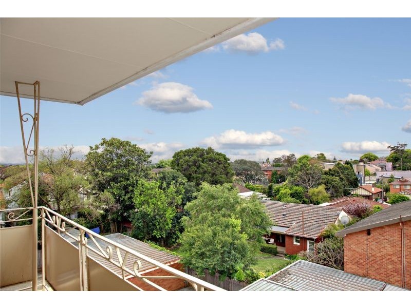 12/10  Julia Street, Ashfield NSW 2131