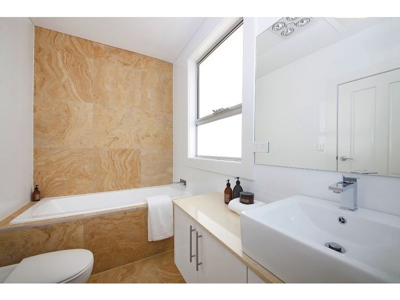 135 Park Avenue, Ashfield NSW 2131