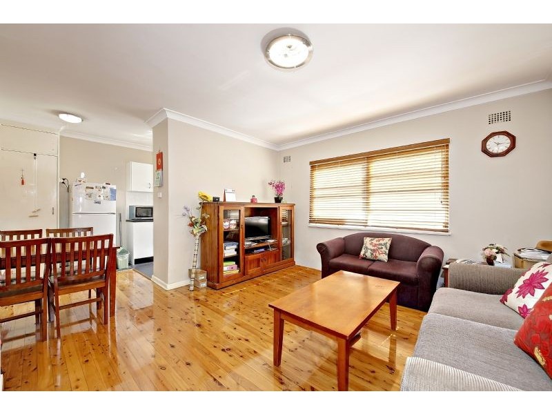 2/28 Orpington Street, Ashfield NSW 2131