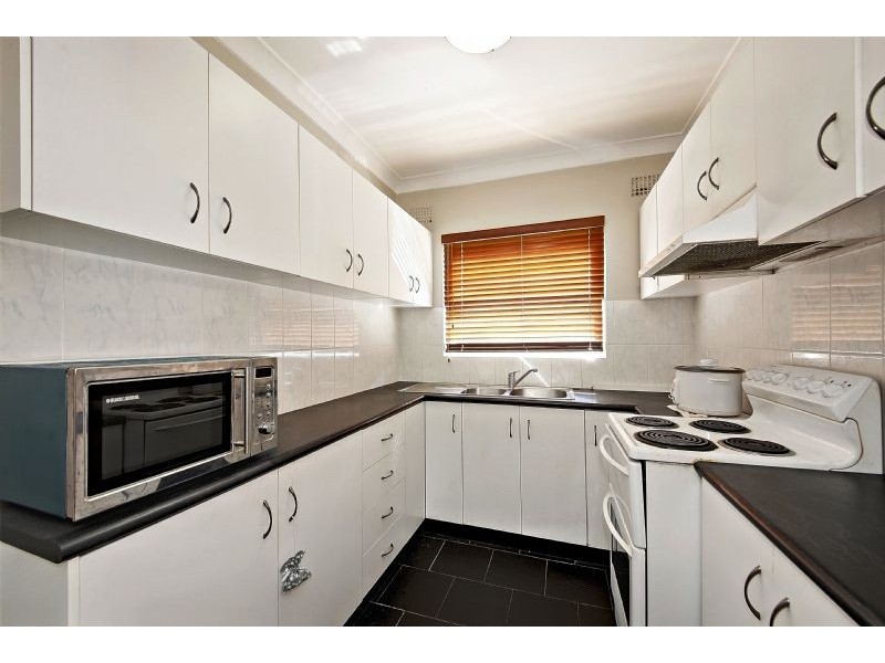 2/28 Orpington Street, Ashfield NSW 2131