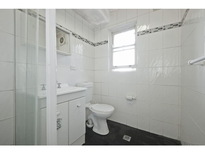2/28 Orpington Street, Ashfield NSW 2131