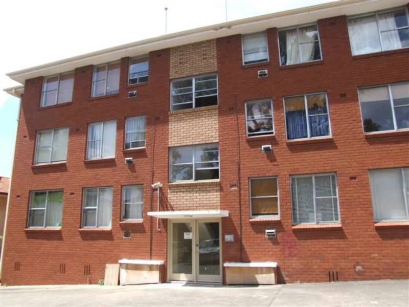 8/12 Cecil Street, Ashfield NSW 2131