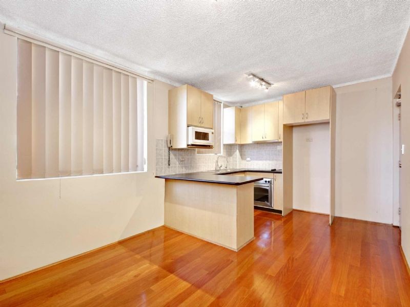 8/12 Cecil Street, Ashfield NSW 2131