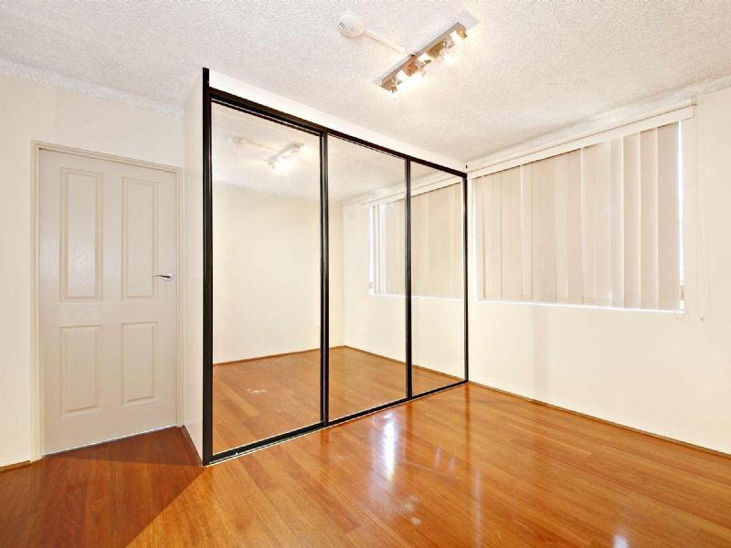8/12 Cecil Street, Ashfield NSW 2131