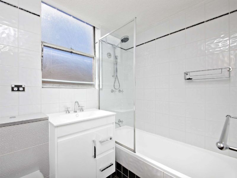 8/12 Cecil Street, Ashfield NSW 2131