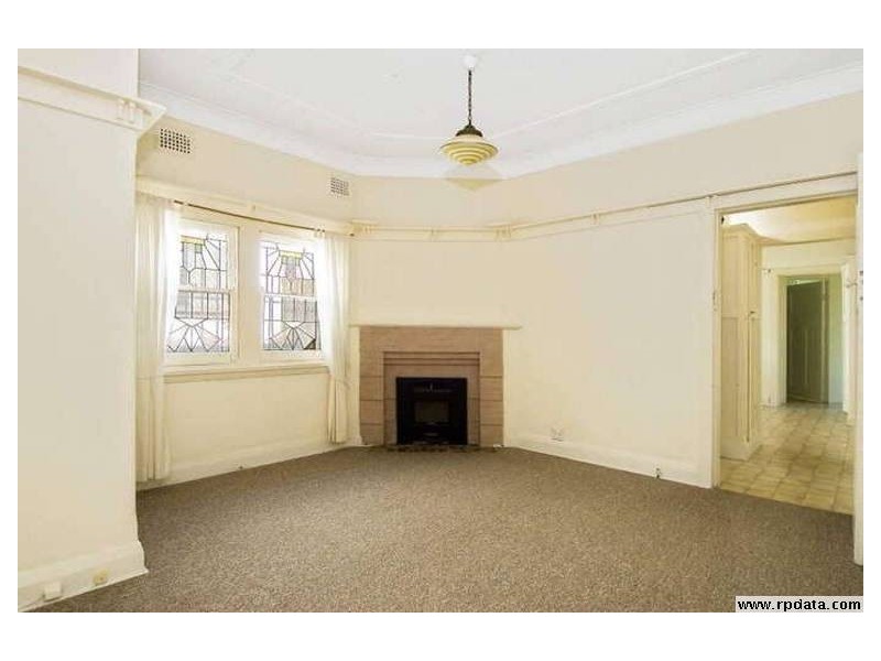 2/7 Hugh Street, Ashfield NSW 2131