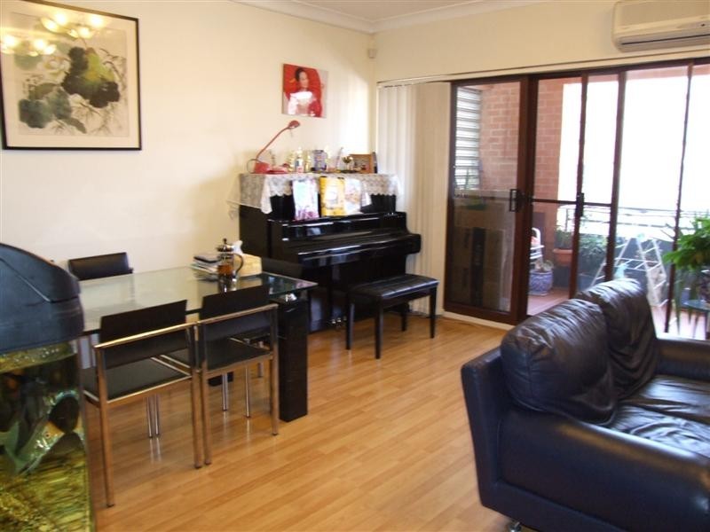 354 liverpool Rd, Ashfield NSW 2131