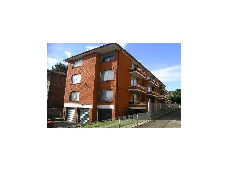 8/11 Loftus street, Ashfield NSW 2131