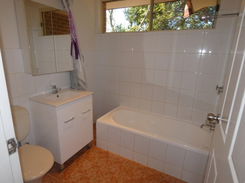 3/24 First Avenue, Campsie NSW 2194