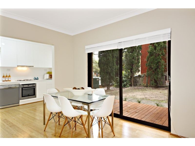2/3 The Avenue, Ashfield NSW 2131