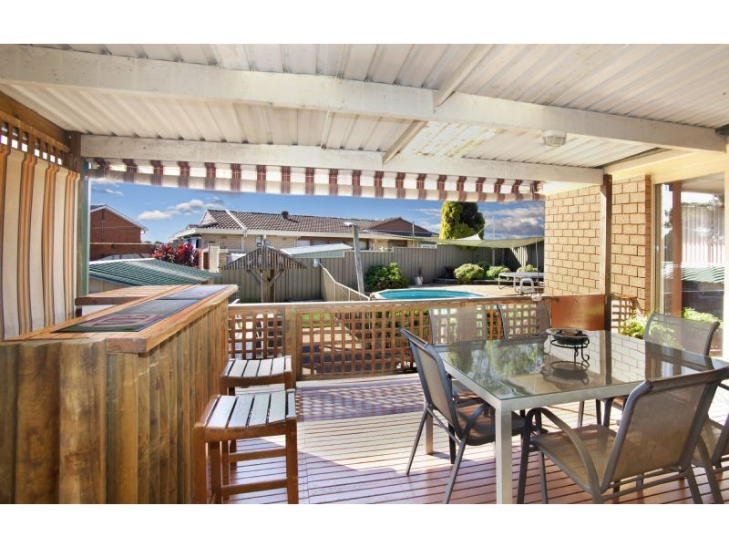 76 Oak Drive, Georges Hall NSW 2198