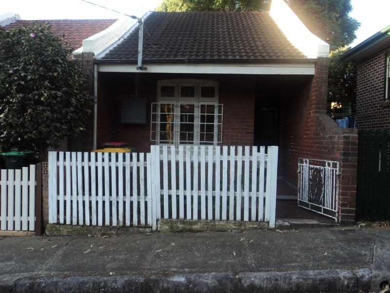 18 St John Street, Lewisham NSW 2049