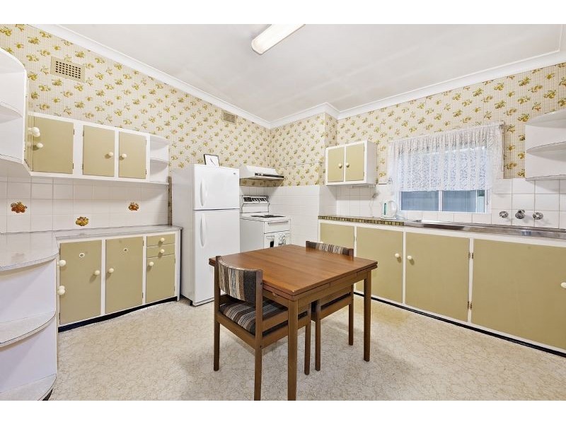 6 A’Beckett Ave, Ashfield NSW 2131