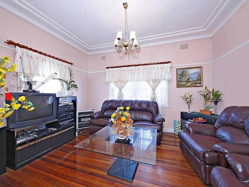 9 Lakemba Street, Belmore NSW 2192